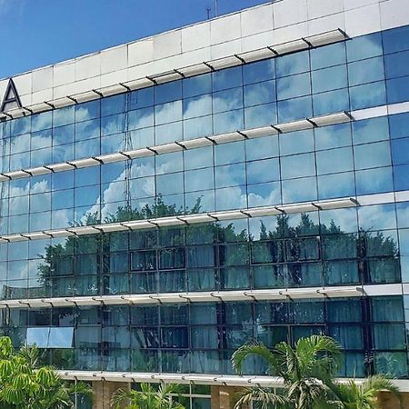 Hotel The Boma Nairobi Exterior foto AOMA University