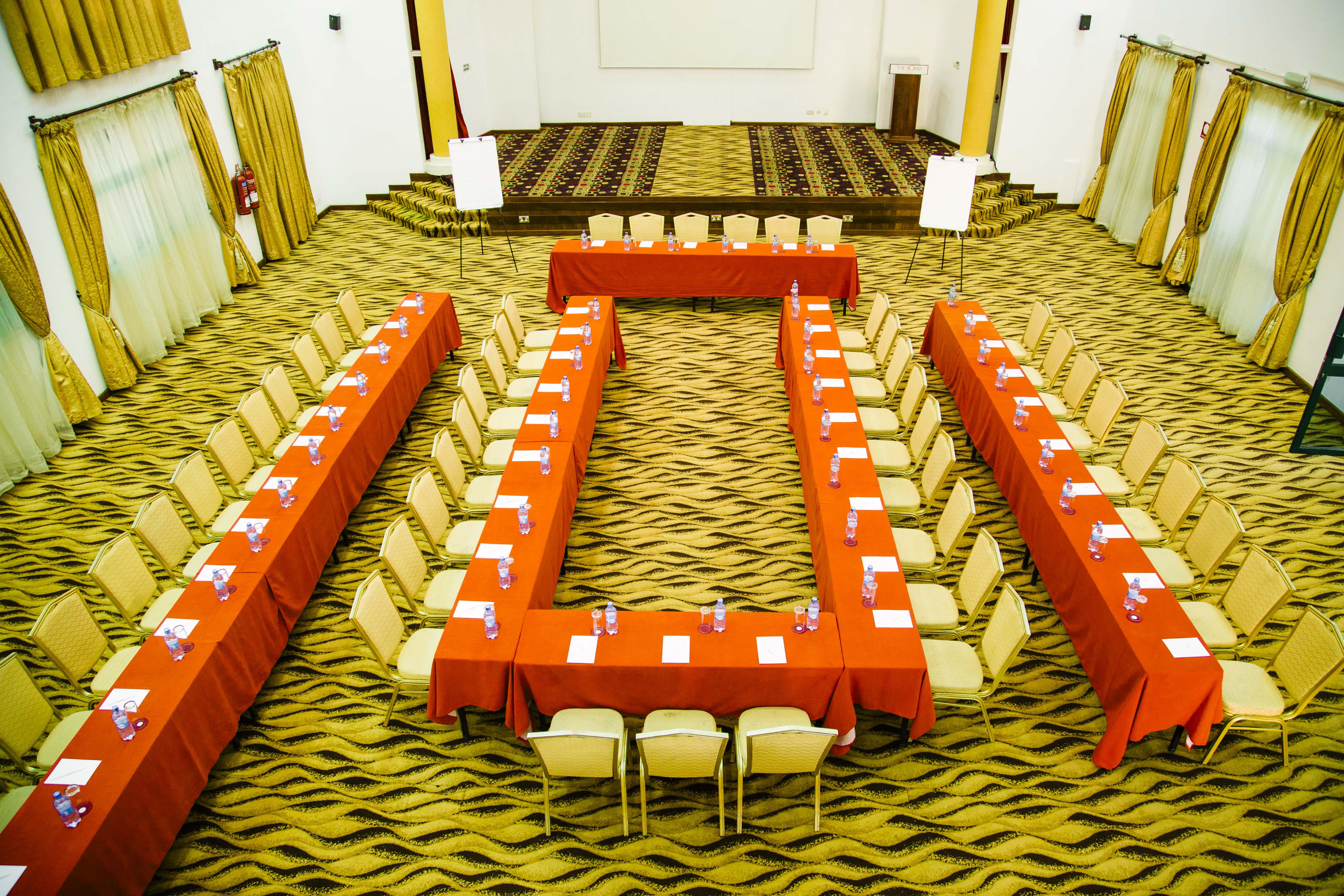 Hotel The Boma Nairobi Exterior foto U-shaped table layout