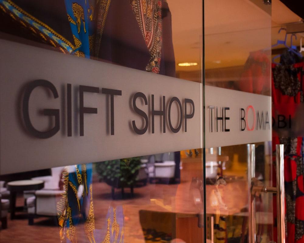 Hotel The Boma Nairobi Exterior foto The Gift Shop